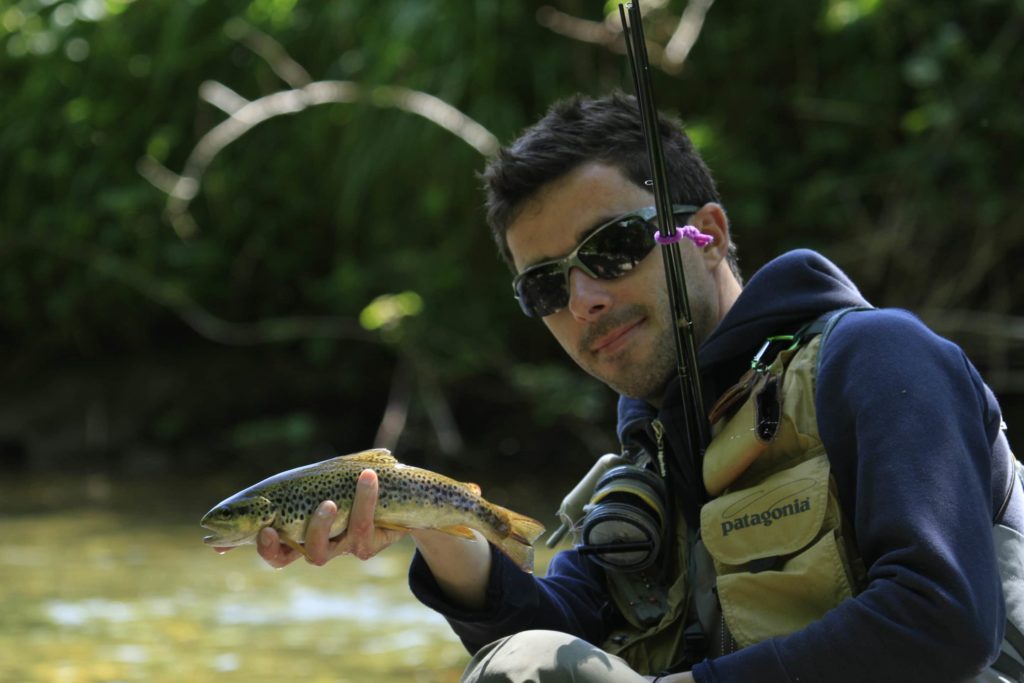 moniteur guide pêche nive glenn made in river